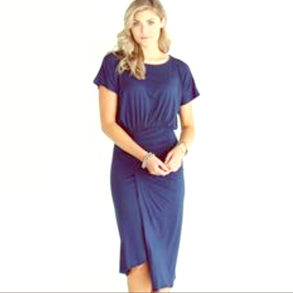 ⭐️ Final days!! ⭐️ Bamboo Ruched Side Midi Dress